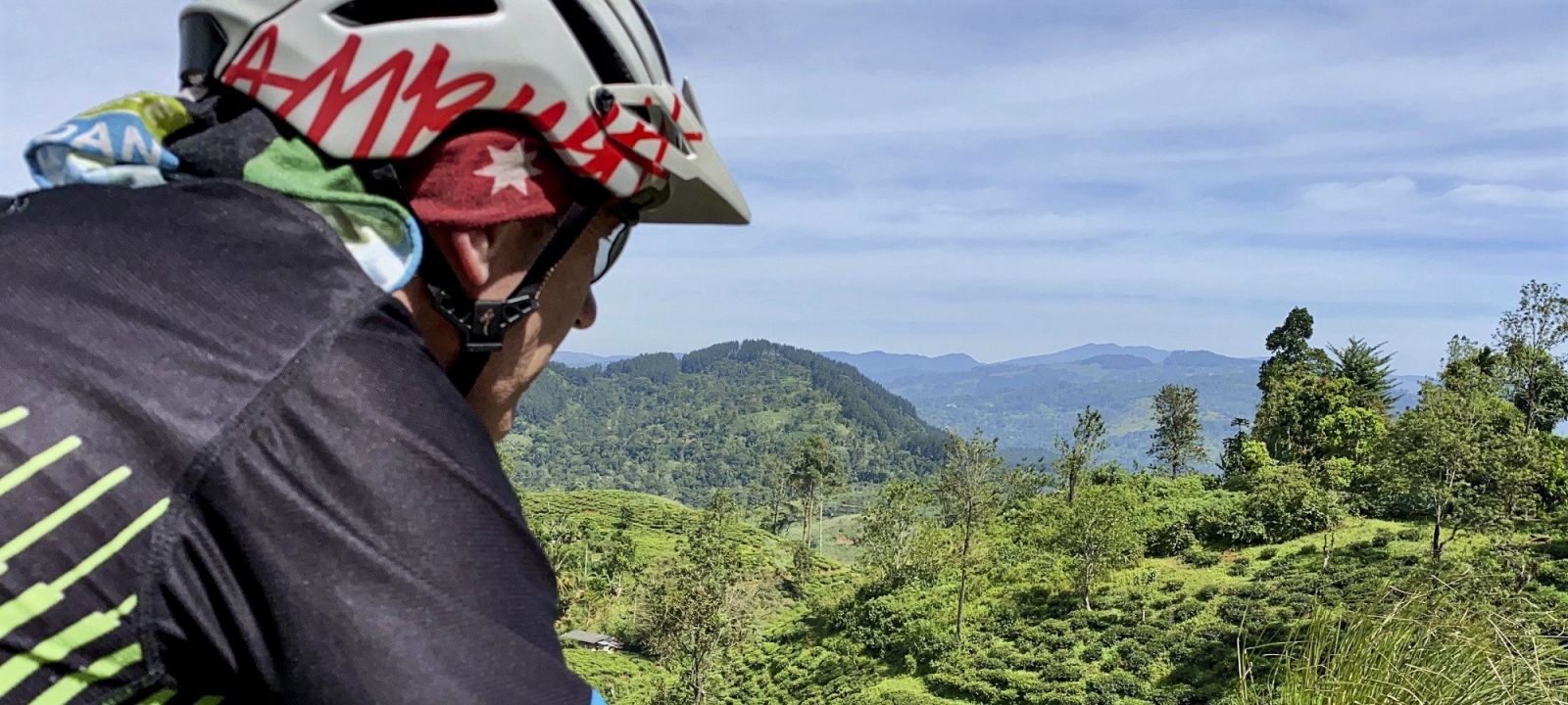 cycling holidays sri lanka redspokes